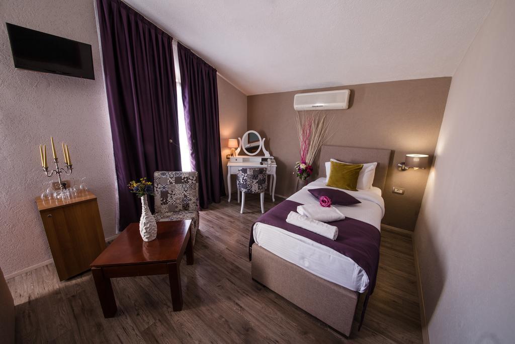 Hotel Ideal Podgorica Exteriér fotografie