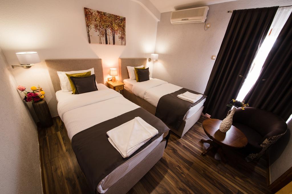 Hotel Ideal Podgorica Exteriér fotografie