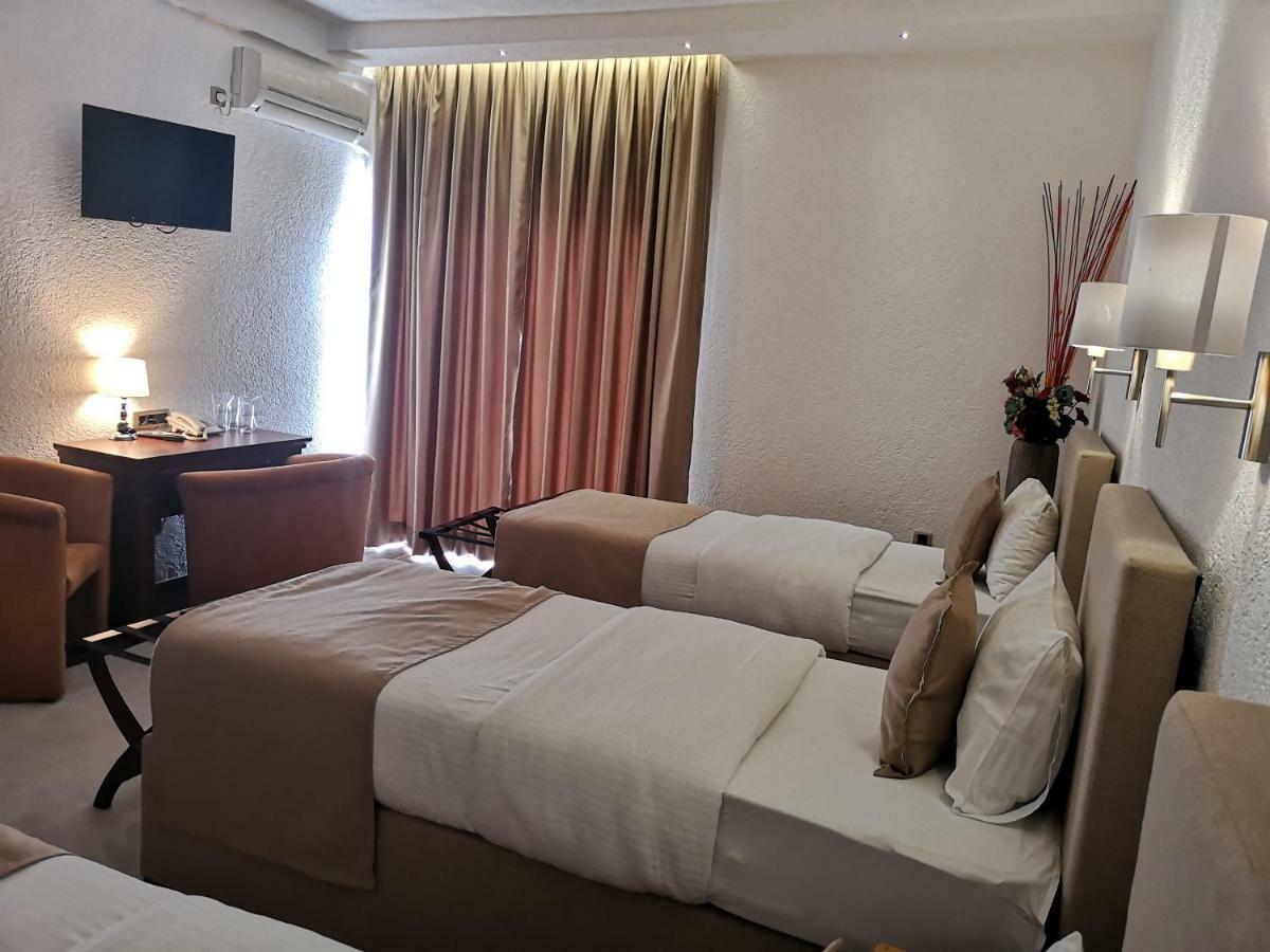 Hotel Ideal Podgorica Exteriér fotografie