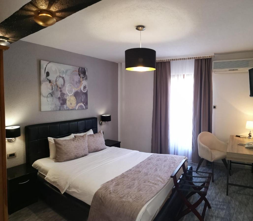 Hotel Ideal Podgorica Exteriér fotografie